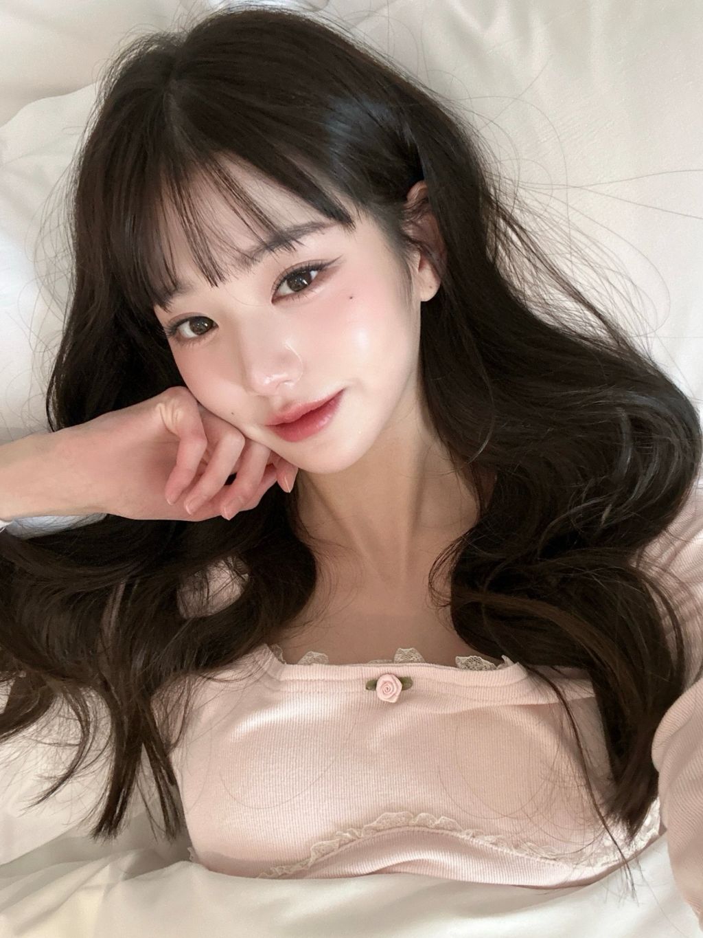 팬들 난리났다는 아이브 장원영 침대 셀카 | 인스티즈
