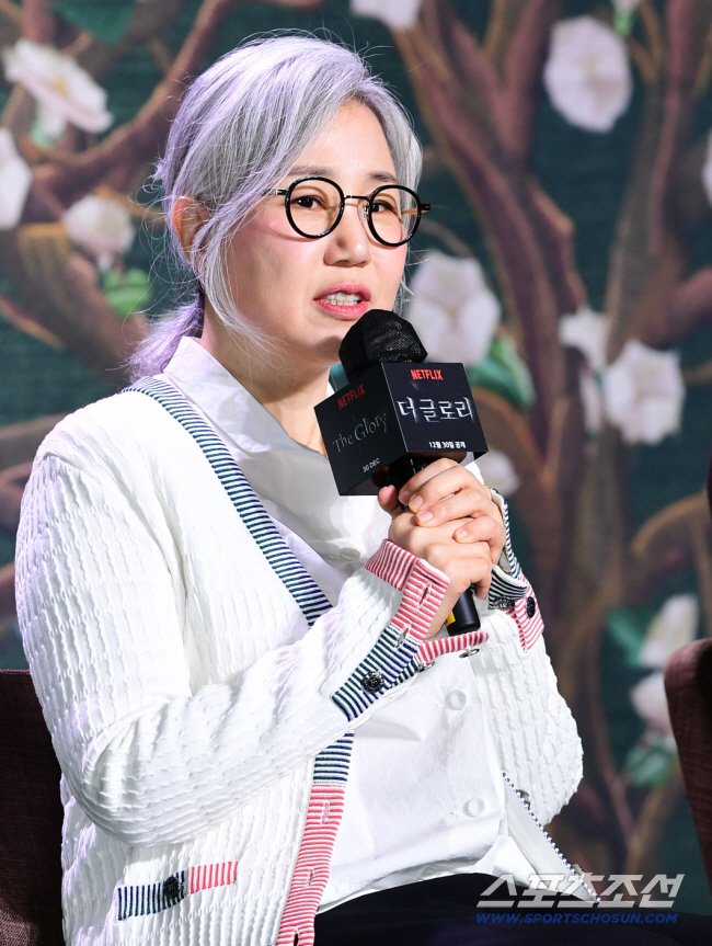 '강릉 출신' 김은숙 작가, 가뭄 피해에 2천만 원 생수 기부 "하루 빨리 단비 내리길" [공식] | 인스티즈