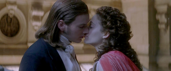 [오페라의유령] 팬텀과 라울을 휘두르는 크리스틴은 왜 희대의 양다리년이 되었을까? | 인스티즈