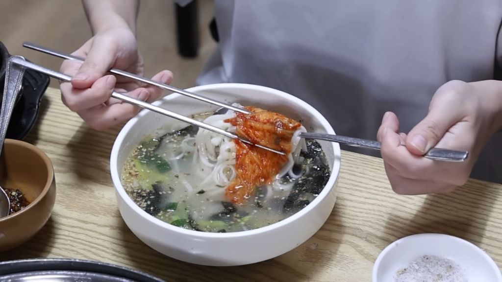 수육 3개밖에 안 주문한 쯔양 근황 | 인스티즈