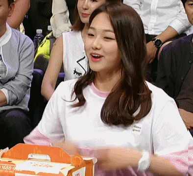 프로발골러 강미나.gif (I.O.I) | 인스티즈
