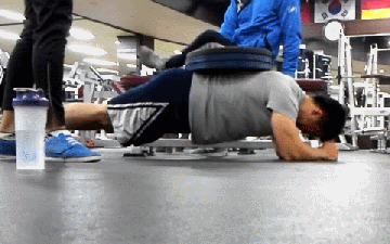 디시 헬스갤 일반인 최강자 ㄷㄷㄷ. gif | 인스티즈