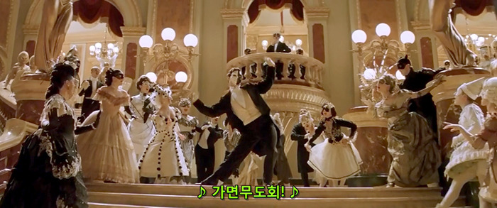 [오페라의유령] 팬텀과 라울을 휘두르는 크리스틴은 왜 희대의 양다리년이 되었을까? | 인스티즈