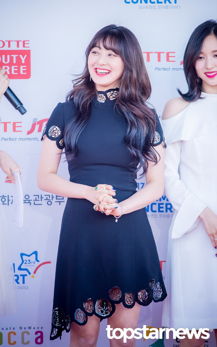 트와이스 지효 레전드 의상.jpg | 인스티즈