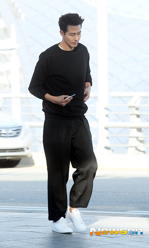 키 186으로 안보이는 조인성 | 인스티즈