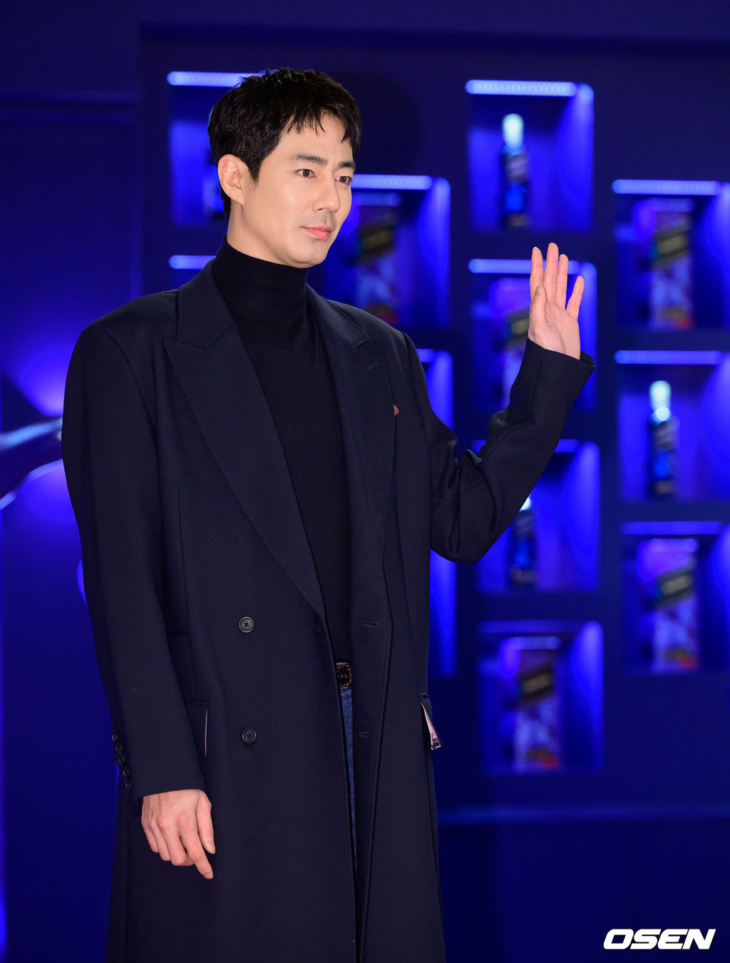 오늘자 조니워커 행사에서 조인성 & 손종원.jpg | 인스티즈