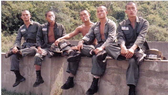 옛날 군대가 달라보이는 이유 | 인스티즈