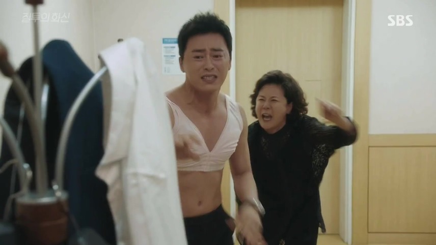 [질투의화신] 브라자 입었다고 엄마한테 쥐어터지는 조정석 | 인스티즈