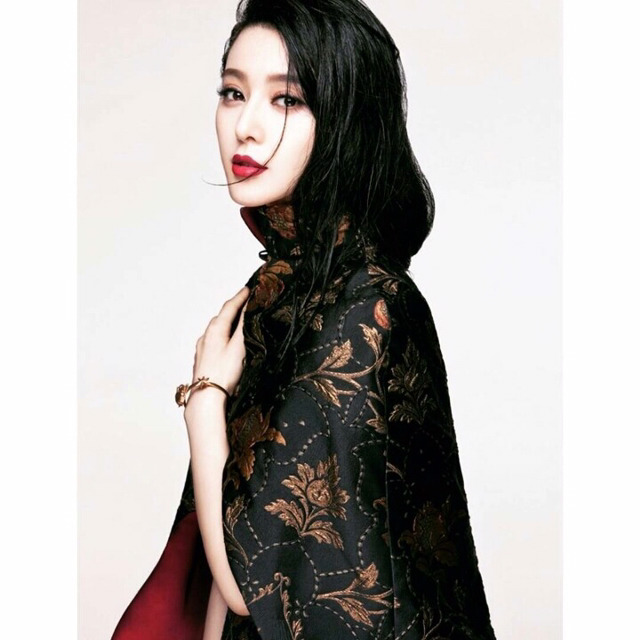 판빙빙이 얼마나 화려하게 생겼는지 실감나게 해주는 사진들(feat.서양인).jpg | 인스티즈