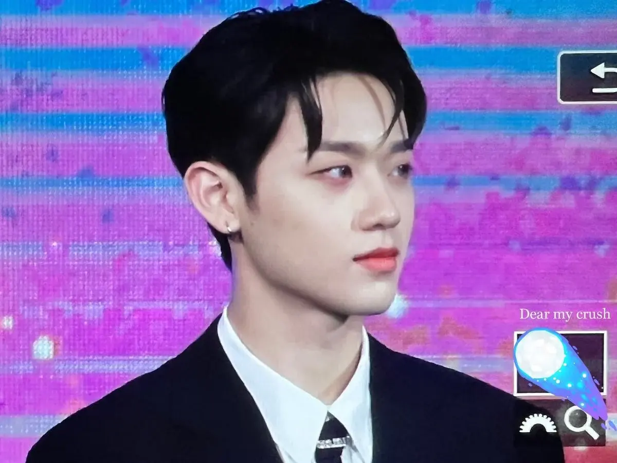 젖살이 다 빠진거 같은 프로듀스X 출신 금동현 최근 근황 | 인스티즈