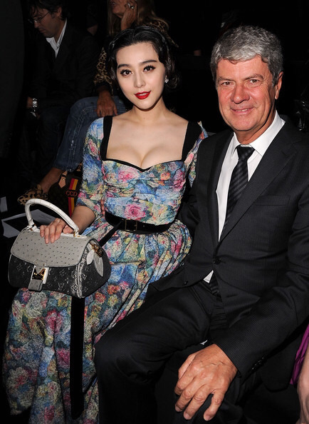 판빙빙이 얼마나 화려하게 생겼는지 실감나게 해주는 사진들(feat.서양인).jpg | 인스티즈