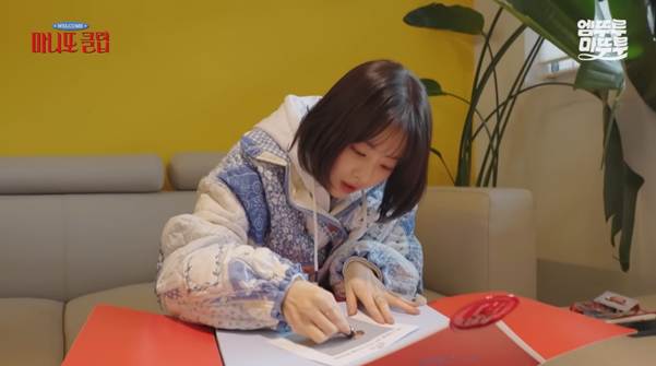 운전 습관이 너무 귀여운 박보영.jpg | 인스티즈