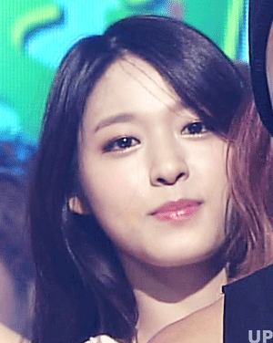 청순섹시한 여자아이돌.gif | 인스티즈