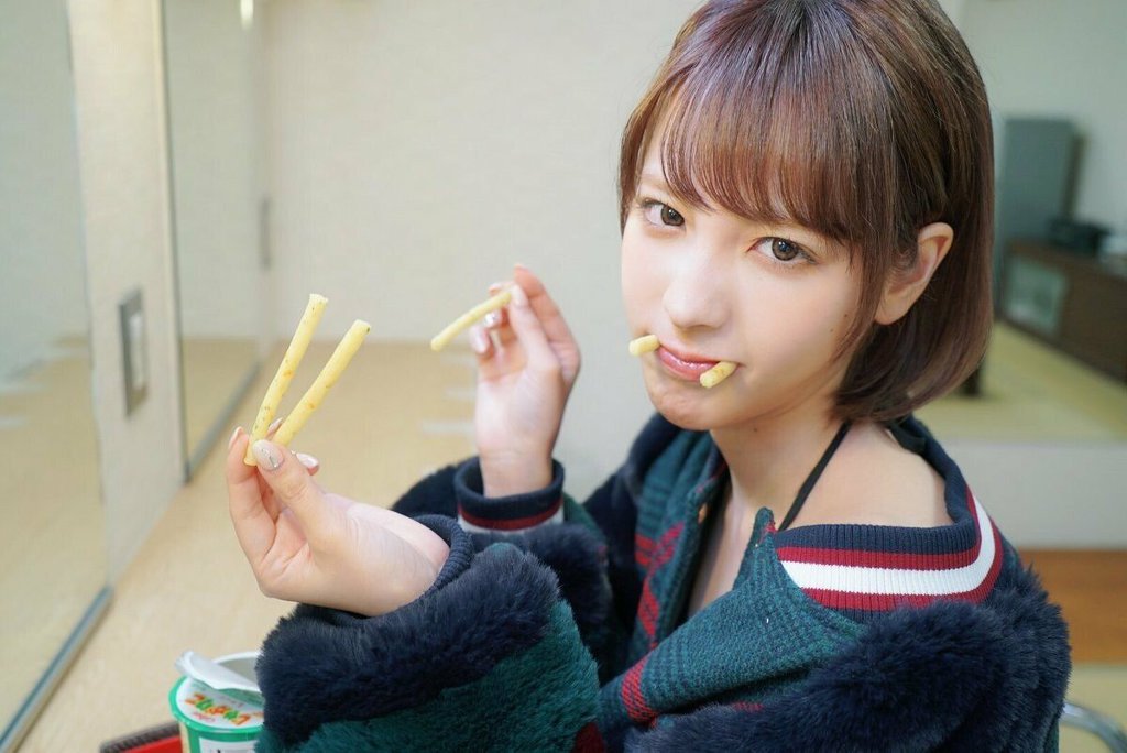 성형 전 모모노기 카나.jpgif | 인스티즈