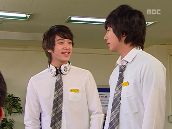 [거침없이하이킥] 짜리 강유미VS목돌이 나혜미.jpg | 인스티즈