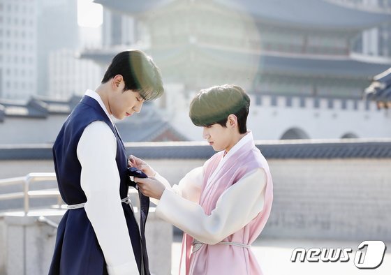 키 193과 177이 미친 덩치케미 자랑하는 BL 드라마 시맨틱에러.jpgif | 인스티즈