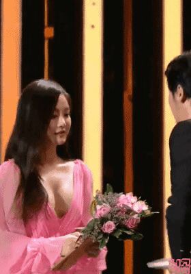 이유비 시상식 레전드.JPGIF | 인스티즈