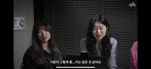 '갤럭시 쓰는 여자' 를 검색해본 실제 여성 갤럭시 유저들 (+ 유튜브 댓글) | 인스티즈