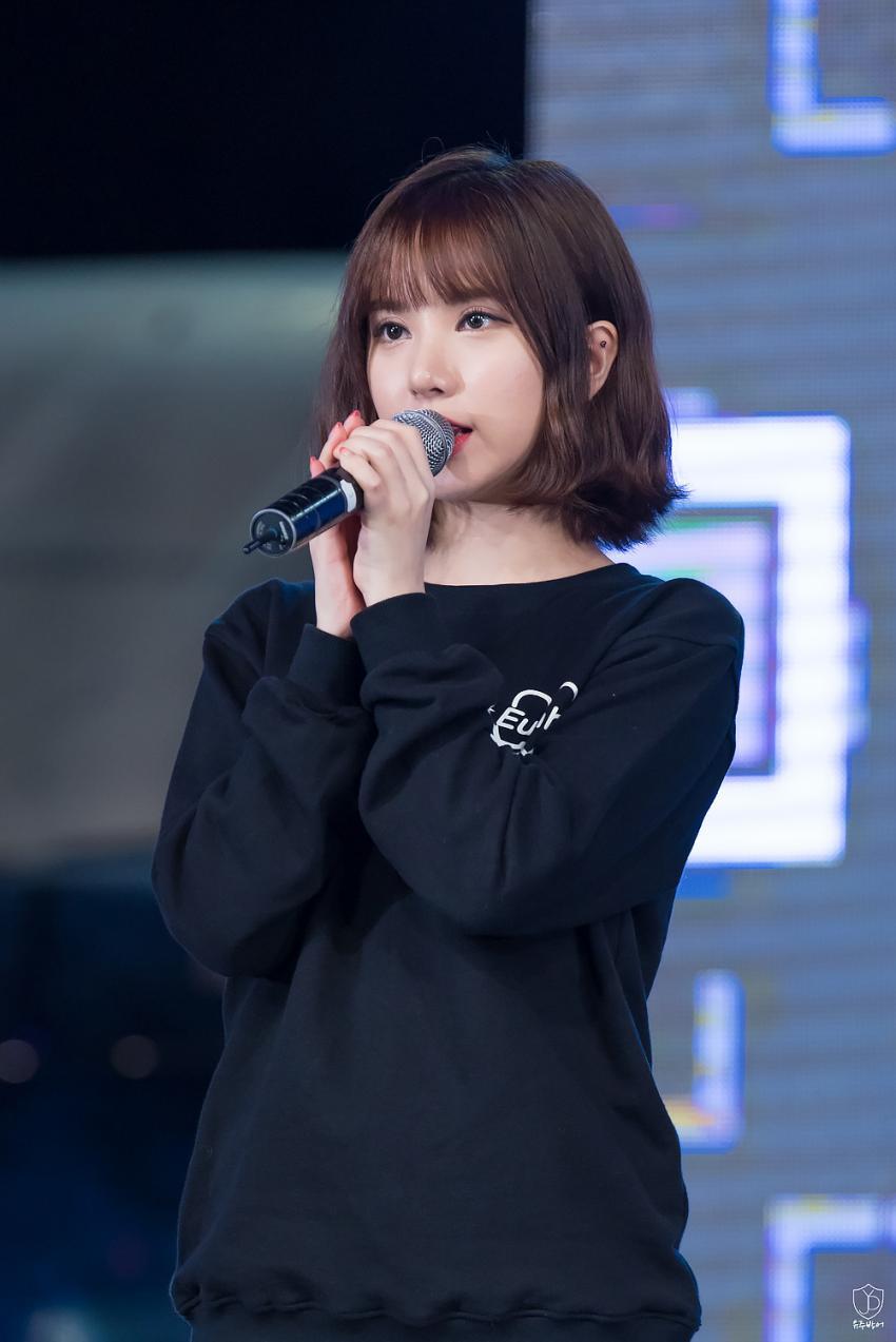 [여자친구] 정말 이쁘고 귀여운 여자친구 은하 사진 | 인스티즈