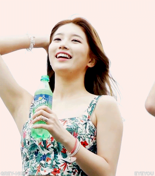 수지 겨드랑이 움짤 모음 ......... gif | 인스티즈