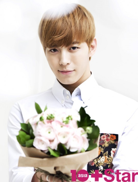 덕아시아라 불리우는 텐아시아가 뽑았던 2014 아이돌 포토제닉 top5 | 인스티즈