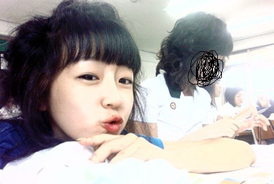 이렇게 셀카 안 찍었으면 싸이월드 안 한거임 | 인스티즈