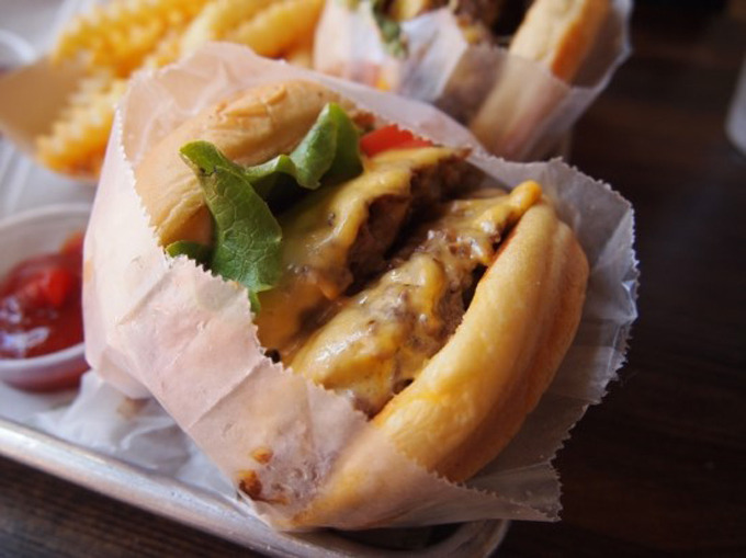 한국사람들에게 호불호가 명확히 갈리는 미국식 햄버거 2가지.jpg | 인스티즈