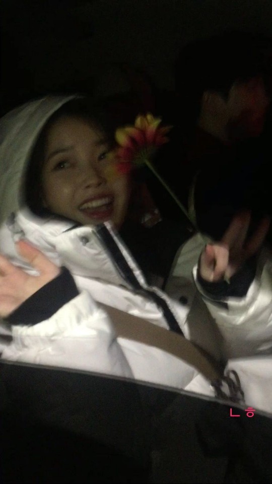 아이유를 좋아하는 트와이스 나연 .gif | 인스티즈