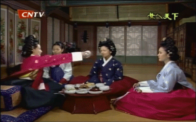 동아시아 특유의 후궁암투극 드라마에 한 획을 그으며 롤모델이 되었다는 드라마.gif | 인스티즈