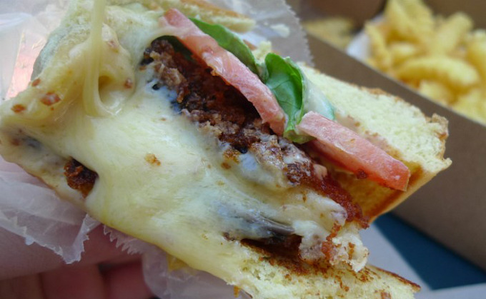 한국사람들에게 호불호가 명확히 갈리는 미국식 햄버거 2가지.jpg | 인스티즈