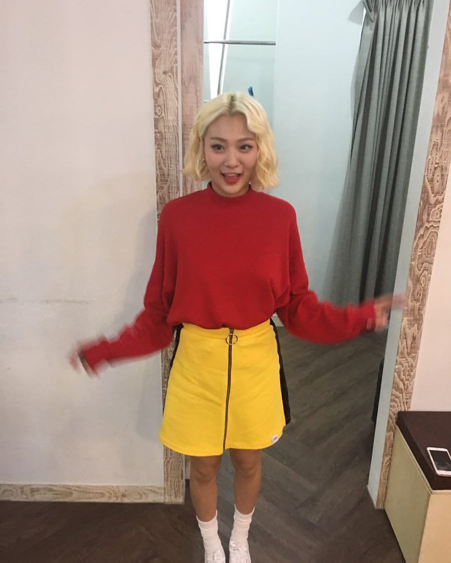 볼빨간사춘기 안지영 사복 | 인스티즈