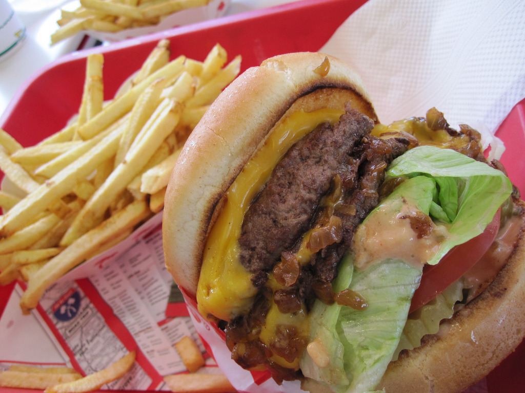 한국사람들에게 호불호가 명확히 갈리는 미국식 햄버거 2가지.jpg | 인스티즈