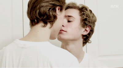 미성년자라도 부모님 허락이 있으면 베드씬을 찍을수 있는 나라 | 인스티즈