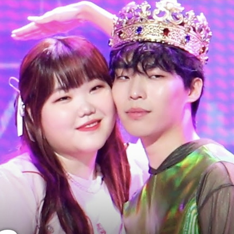 그냥 사랑노래가 아닌 슬럼프가 온 동생을 응원하는 곡이라는 악뮤 Love Lee | 인스티즈