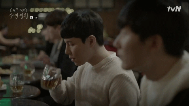 사실상 슬기로운 감빵생활에서 서사 제일 촘촘한 커플.jpgif | 인스티즈