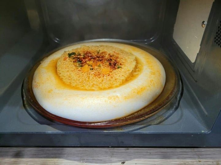 왕뚜껑을 전자렌지에 돌리면 | 인스티즈