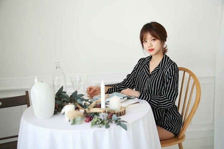 카카오톡 이모티콘 작가 미모 | 인스티즈