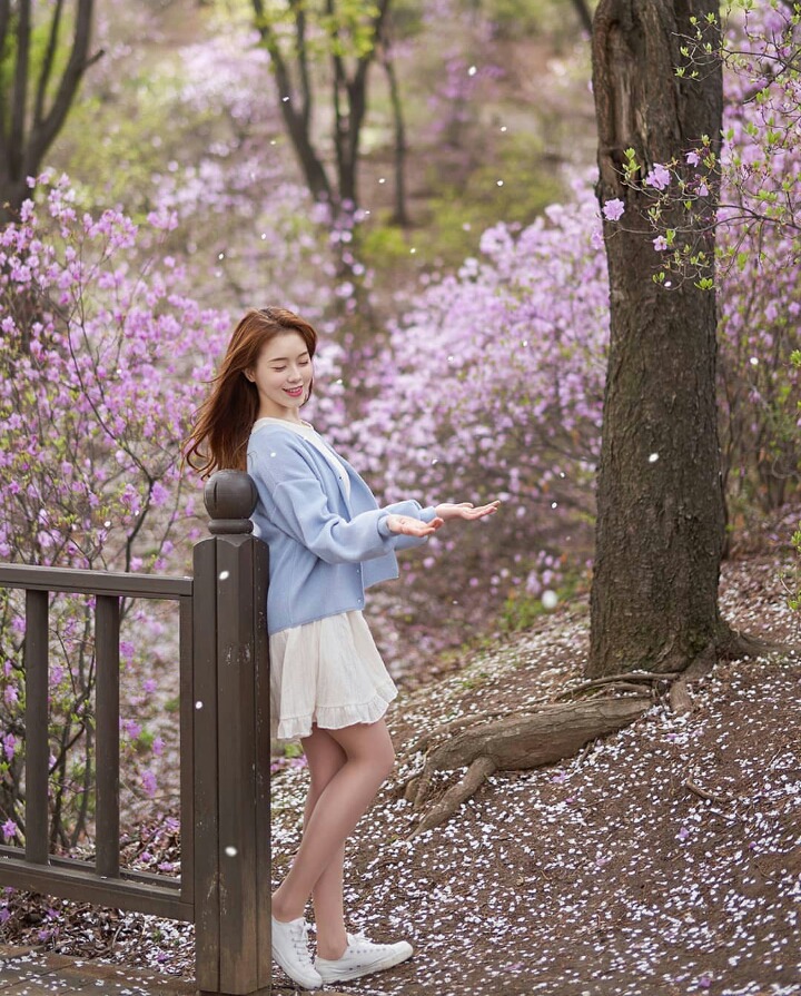 인터넷 방송 게스트로 출연한 밸리댄스녀.jpgif | 인스티즈