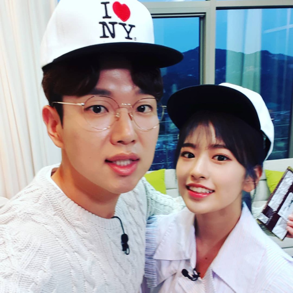장성규 인스타그램 (Feat. 아이즈원 혜원, 예나, 유진) | 인스티즈