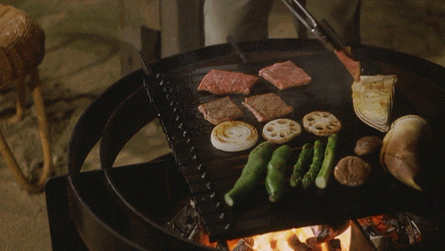 갸는 음식영화를 보면서 위안을 얻는다고 했슈 | 인스티즈