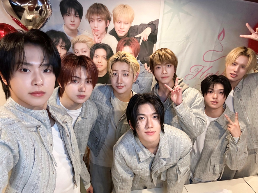 데뷔 1주년 맞아 기부를 한 중소 아이돌.jpg | 인스티즈