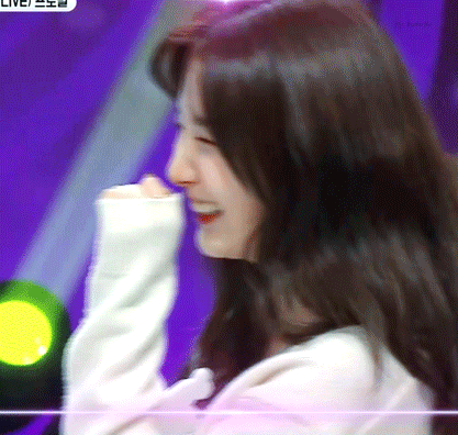 레드벨벳 슬기가 생각나는 최민정 웃는 모습.gif | 인스티즈