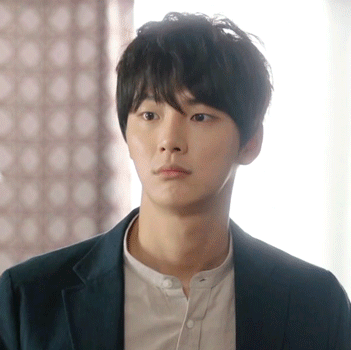 드라마 김비서가 왜 이럴까 재벌과 비서 역할을 성별 반전으로 바꿔봄.gif | 인스티즈