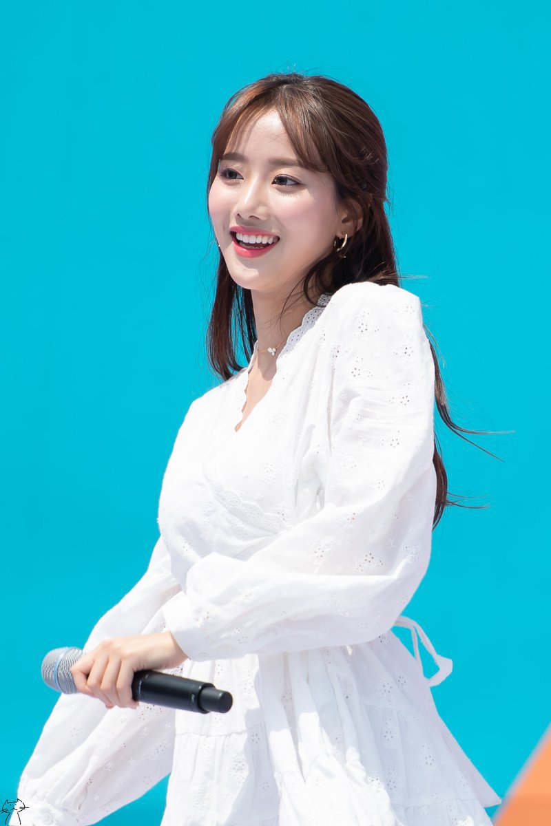 화사한 에이프릴 나은이.jpg | 인스티즈