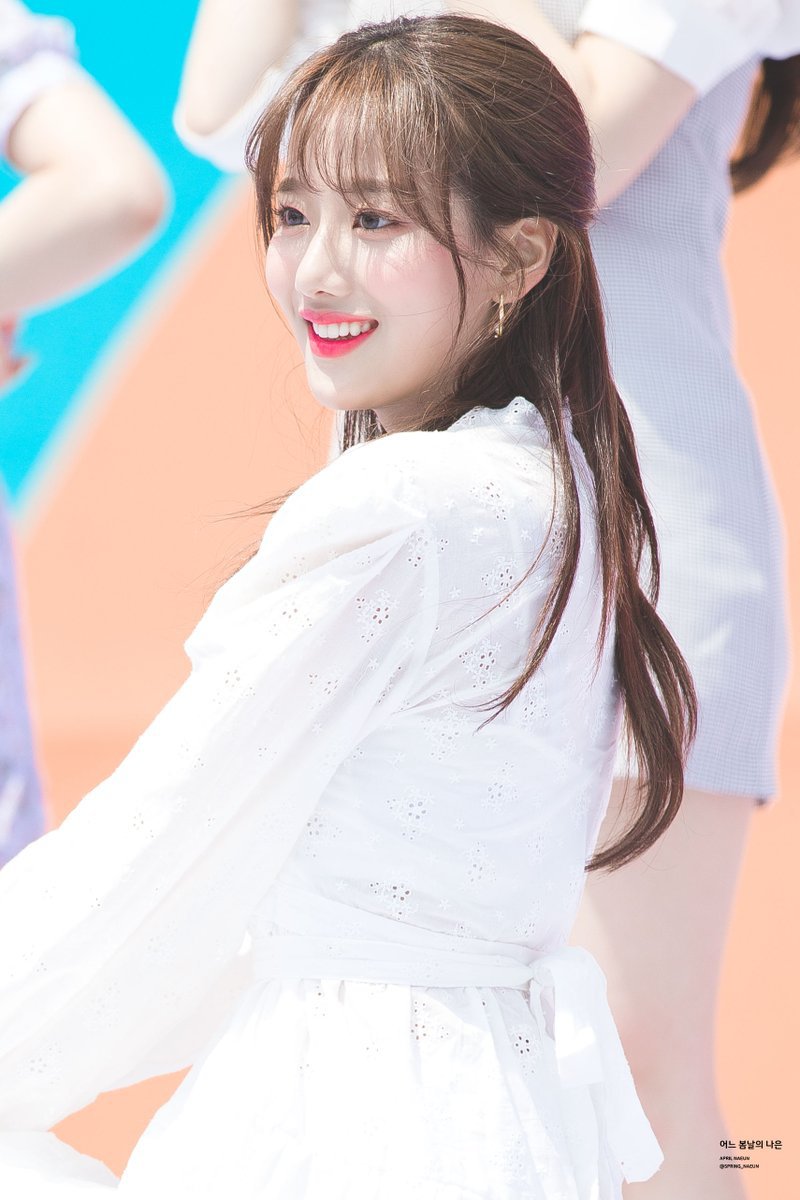 화사한 에이프릴 나은이.jpg | 인스티즈