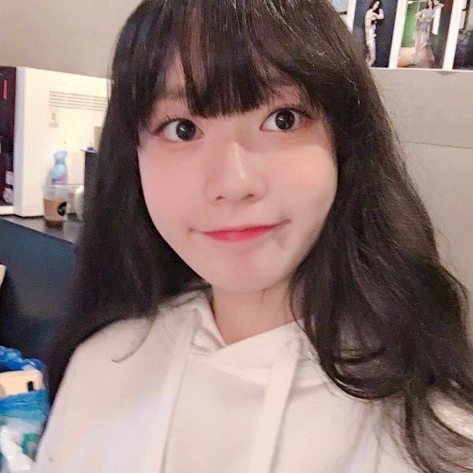 [프로듀스48] 소속사에서 올려준 김도아 사진들.jpg | 인스티즈