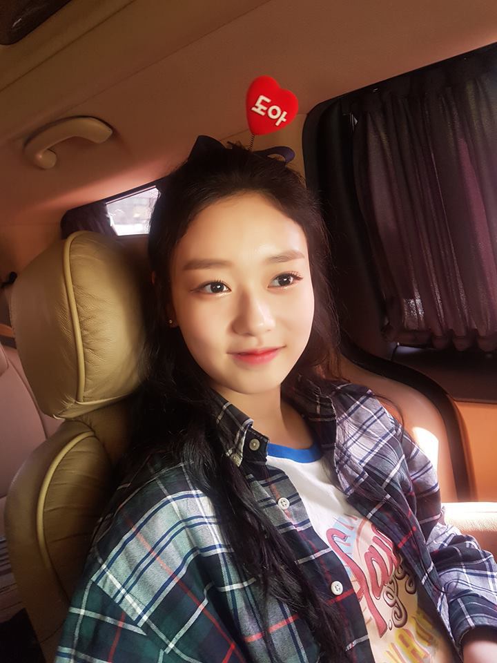 [프로듀스48] 소속사에서 올려준 김도아 사진들.jpg | 인스티즈