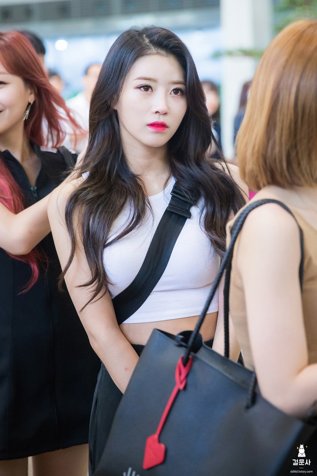 러블리즈 미주 일본용 공항패션 | 인스티즈