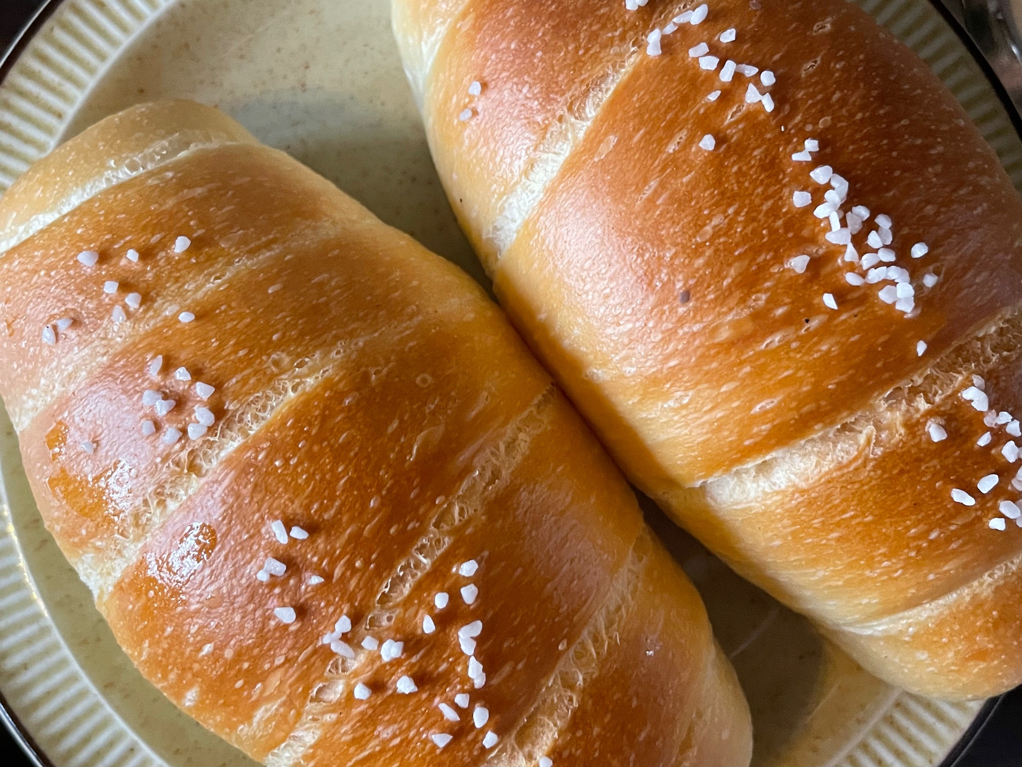 소금빵 진짜 먹을수록 믜칑롬같은 달글 | 인스티즈