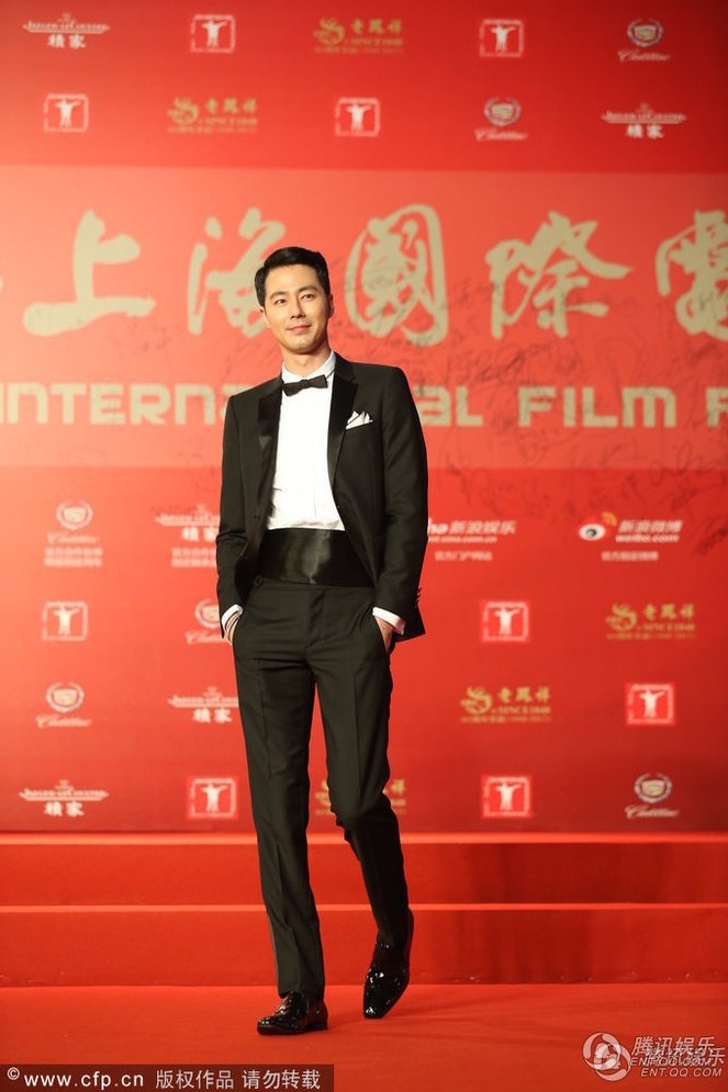 이렇게 생겼으면 클럽에서 가만히 있어도 대쉬받나요? | 인스티즈